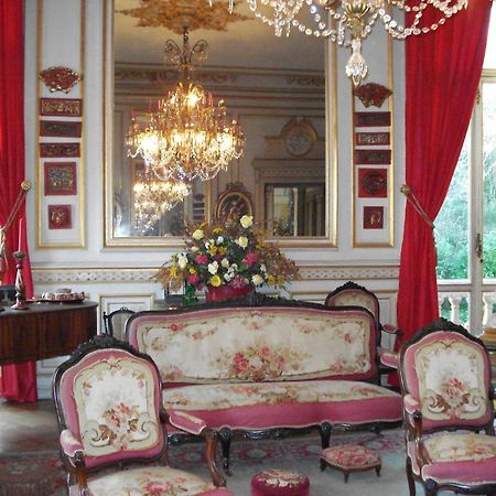 Palais Briau Bed & Breakfast Varades ภายนอก รูปภาพ